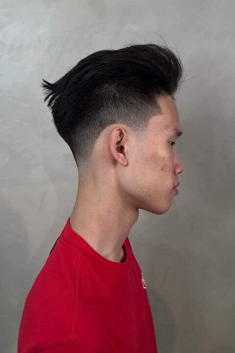 後梳油頭